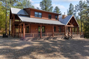 Amethyst Moon, Loft, Wrap Around Porch, Hot Tub, Fireplaces, Free Firewood